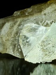 Topaz, záhněda