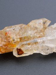 Petroleum quartz